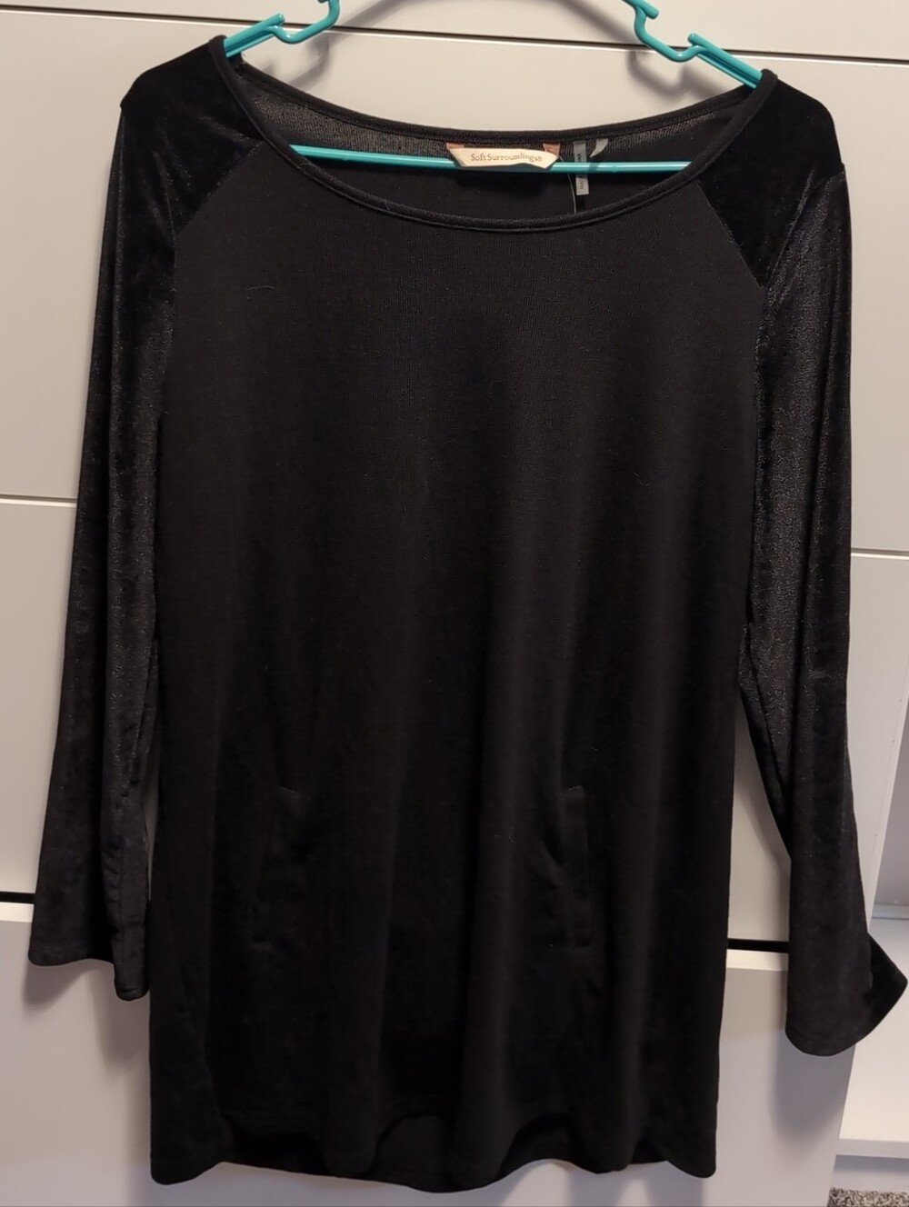 Women’s Black Velvet Long-Sleeve Top Soft Surroundings®